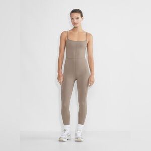 ARITZIA GOLDEN BUTTER Essential Jumpsuit